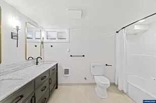 1093 Icel Ct NE, Salem, OR 97301 - Photo 25