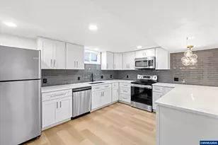 1093 Icel Ct NE, Salem, OR 97301 - Photo 19