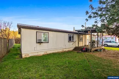 1423 47th Av, Sweet Home, OR 97386 - Photo 3