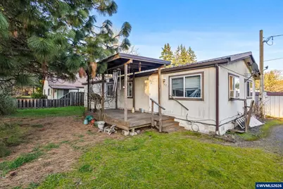 1423 47th Av, Sweet Home, OR 97386 - Photo 1