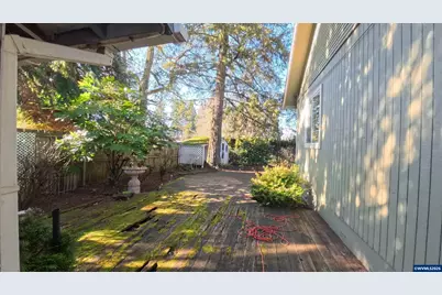 1230 Hilfiker Ln S, Salem, OR 97302 - Photo 25