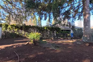 1230 Hilfiker Ln S, Salem, OR 97302 - Photo 35