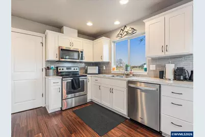 418 Sunset Ct, Amity, OR 97101 - Photo 15