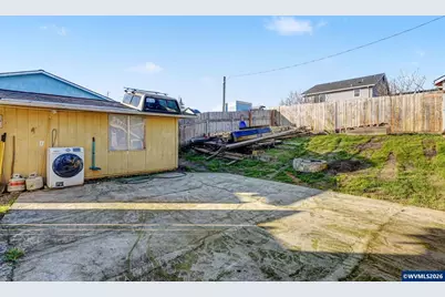 4425 York Av NE, Salem, OR 97305 - Photo 17