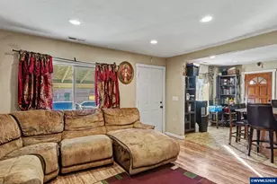 4425 York Ave NE, Salem, OR 97305 - Photo 3