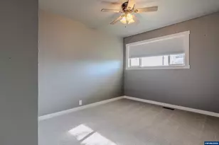 4377 Munkers St SE, Salem, OR 97317 - Photo 19