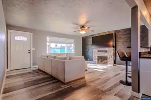 4377 Munkers St SE, Salem, OR 97317 - Photo 9