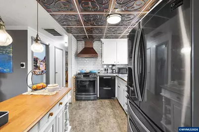 300 W Clackamas Cir, Woodburn, OR 97071 - Photo 15