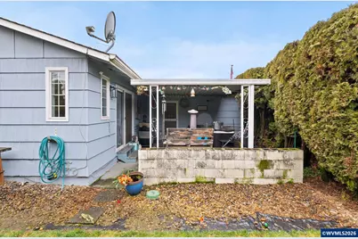 300 W Clackamas Cir, Woodburn, OR 97071 - Photo 29