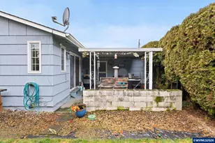 300 W Clackamas Cir, Woodburn, OR 97071 - Photo 29