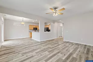 212 Breezy Wy NE, Albany, OR 97322 - Photo 7