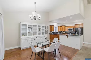 338 NW Foxglove St, Dallas, OR 97338 - Photo 15