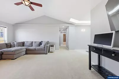 415 Maple Ct, Mount Angel, OR 97362 - Photo 11