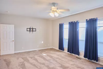 2710 Harding Av NW, Salem, OR 97304 - Photo 23