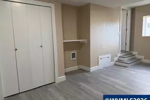 1075 Shipping St NE, Salem, OR 97301 - Photo 9