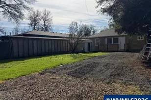 1075 Shipping St NE, Salem, OR 97301 - Photo 7