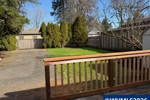 1075 Shipping St NE, Salem, OR 97301 - Photo 17