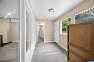 1075 Shipping St NE, Salem, OR 97301 - Photo 17