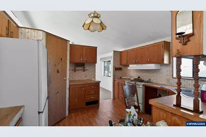 1901 Kalmia St, Sweet Home, OR 97386 - Photo 13