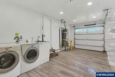 1425 Calapooia St SW, Albany, OR 97321 - Photo 17