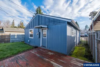 767 18th St NE, Salem, OR 97301 - Photo 29