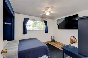 18430 SW Broad Oak Bl, Aloha, OR 97007 - Photo 9