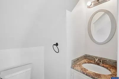 495 Angelee Ct, Lebanon, OR 97355 - Photo 17