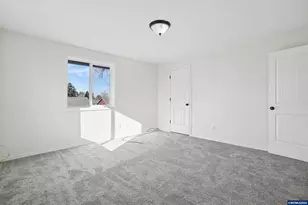 495 Angelee Ct, Lebanon, OR 97355 - Photo 27