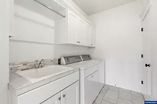 462 Turnberry Ave, Woodburn, OR 97071 - Photo 27