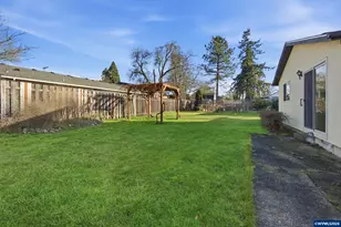 1665 Main St SE, Albany, OR 97322 - Photo 23