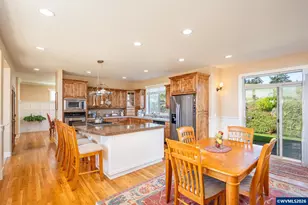 1739 Gemma St NW, Salem, OR 97304 - Photo 11