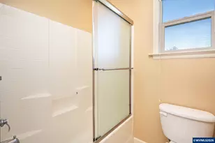 1739 Gemma St NW, Salem, OR 97304 - Photo 33