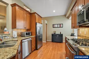 548 Inverness Dr SE, Salem, OR 97306 - Photo 13