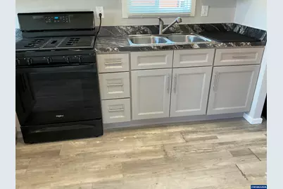 8372 Enchanted Way #241 Wy SE, Turner, OR 97392 - Photo 11