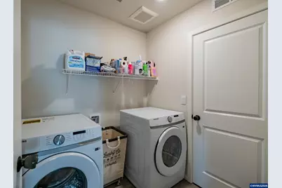 2275 Halter Dr, Woodburn, OR 97071 - Photo 33