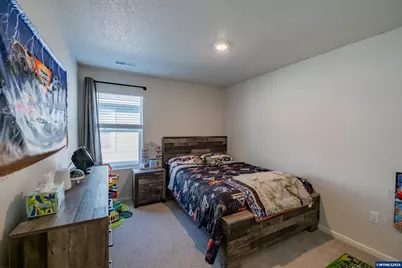 2275 Halter Dr, Woodburn, OR 97071 - Photo 27