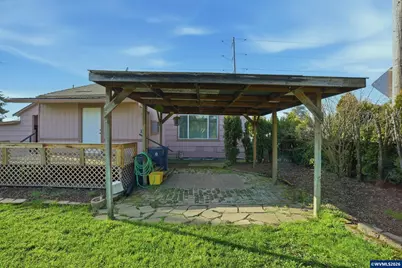 108 W 1st St, Canby, OR 97013 - Photo 23