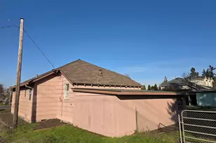 108 W 1st St, Canby, OR 97013 - Photo 27