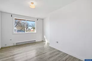 108 W 1st St, Canby, OR 97013 - Photo 15