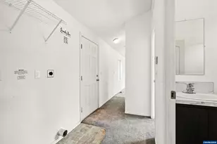 1530 Tamarack St, Sweet Home, OR 97386 - Photo 17