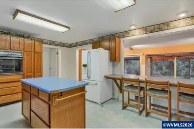 112 NE Green Ct, Albany, OR 97321 - Photo 13