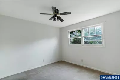 112 NE Green Ct, Albany, OR 97321 - Photo 37