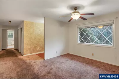 112 NE Green Ct, Albany, OR 97321 - Photo 9