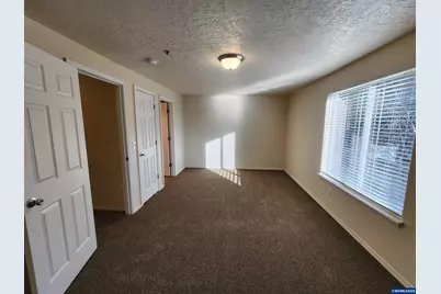 1894 Clay (1892, 1890, 1894) St SE, Albany, OR 97322 - Photo 15