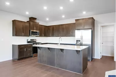 1528 Logan Pkw SE, Albany, OR 97322 - Photo 3