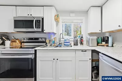 2010 SE 3rd St, Corvallis, OR 97333 - Photo 19