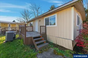 2010 SE 3rd St, Corvallis, OR 97333 - Photo 7