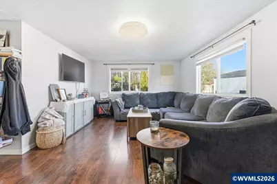 2010 SE 3rd St, Corvallis, OR 97333 - Photo 11