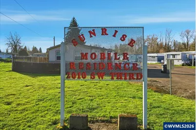 2010 SE 3rd St, Corvallis, OR 97333 - Photo 9