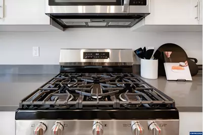 1498 Logan Pkw SE, Albany, OR 97322 - Photo 7